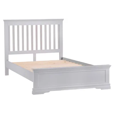 French Style Pine Wood Moonlight Grey Painted 5'0 Bed With Slatted Headboard 128 x 164cm