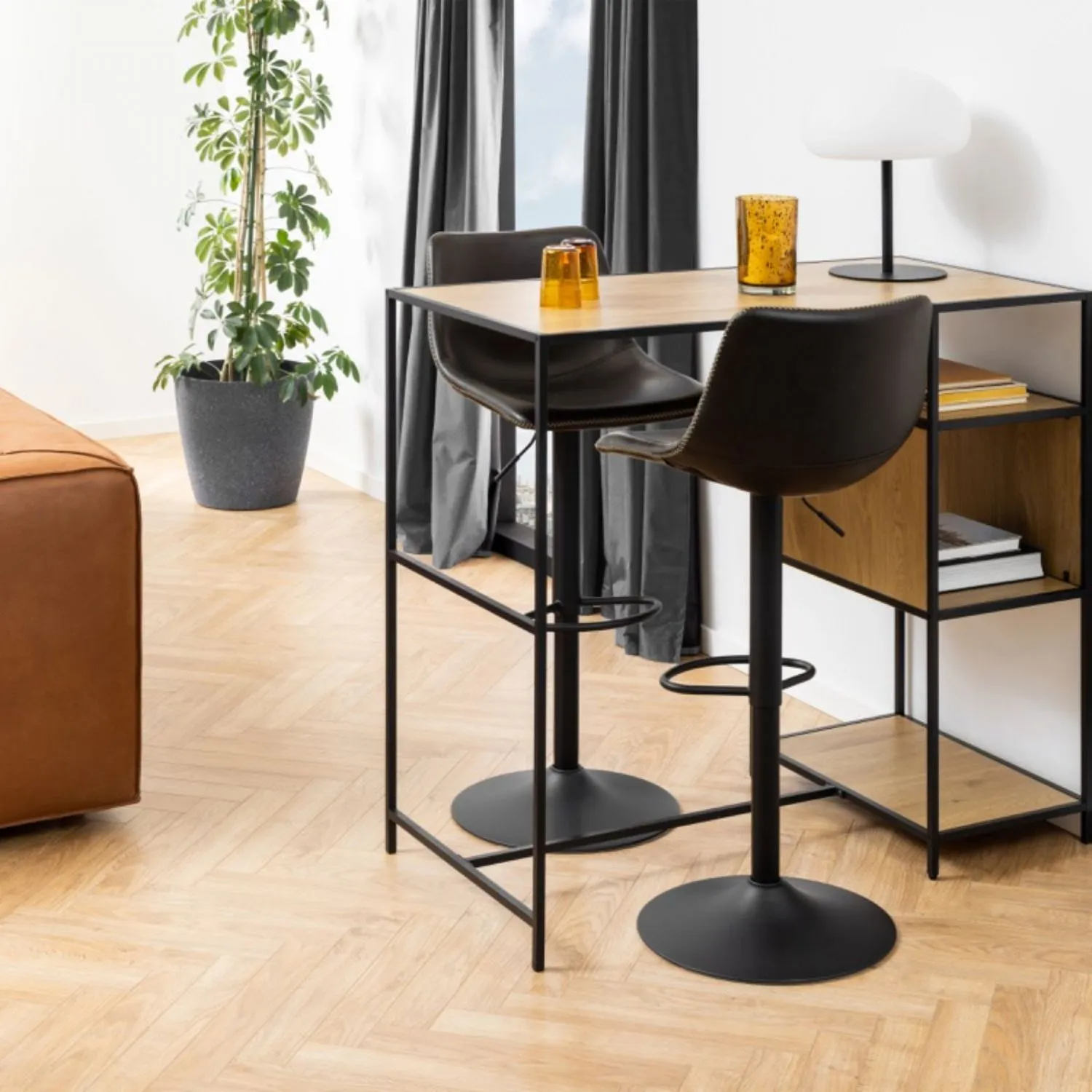 Set of 2 Oregon Modern Swivel Bar Stools in Black